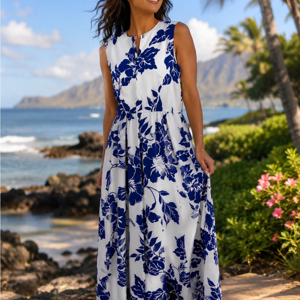 Vintage Hilo Hatie Maxi Dress with Blue Floral Print